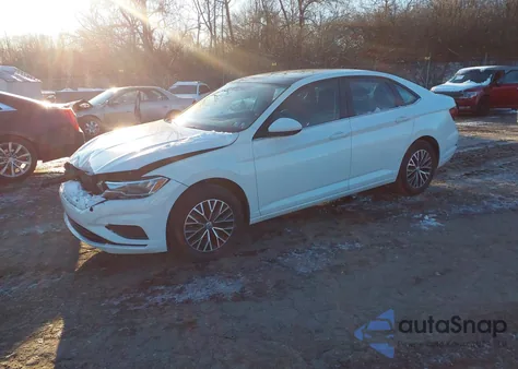 2021 Volkswagen Jetta 1.4T R-Line/1.4T S/1.4T Se из США, поврежденный, VIN 3VWC57BU8MM021055